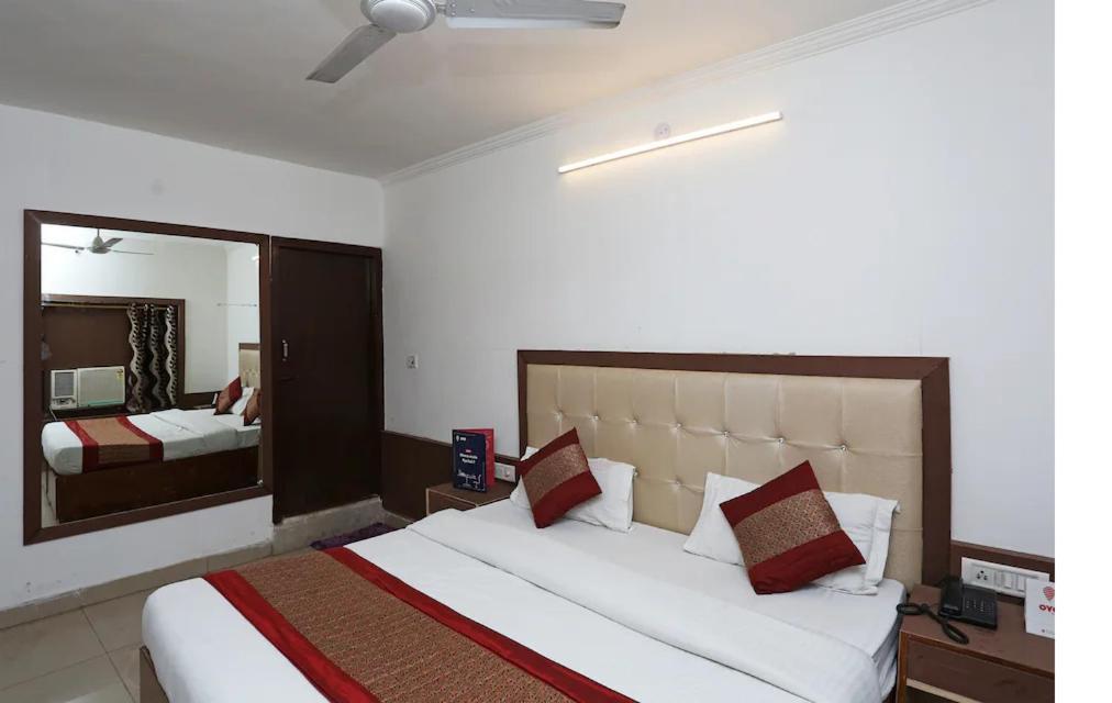 Vishal Hotel By Comfort Rooms New Delhi Extérieur photo