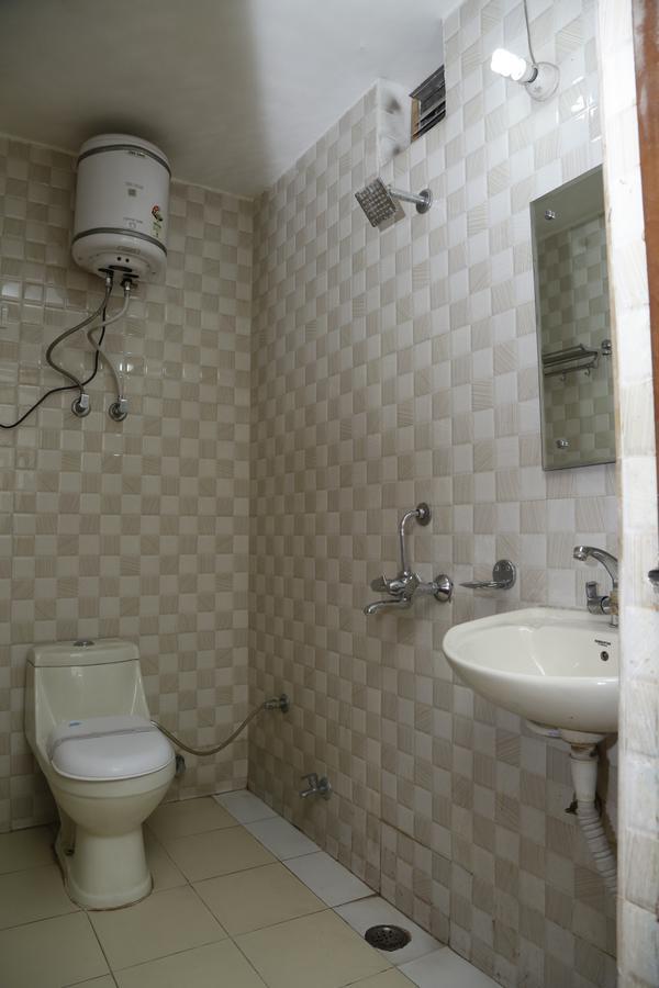 Vishal Hotel By Comfort Rooms New Delhi Extérieur photo