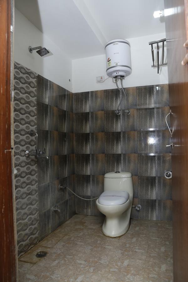 Vishal Hotel By Comfort Rooms New Delhi Extérieur photo